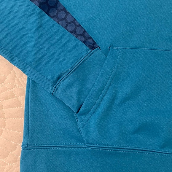 Gap Hoodie -Size L - Picture 11 of 12